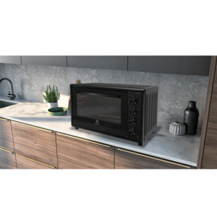 Electrolux Oven Listrik 70 Liter - EOT7024XFG